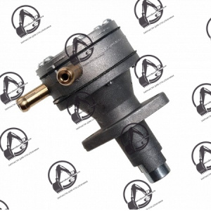 Топливный насос BOBCAT 6666850