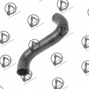 Патрубок радиатора водяного BOBCAT 7132594